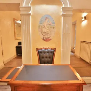Grottini Luxury ~ Pantheon Rom