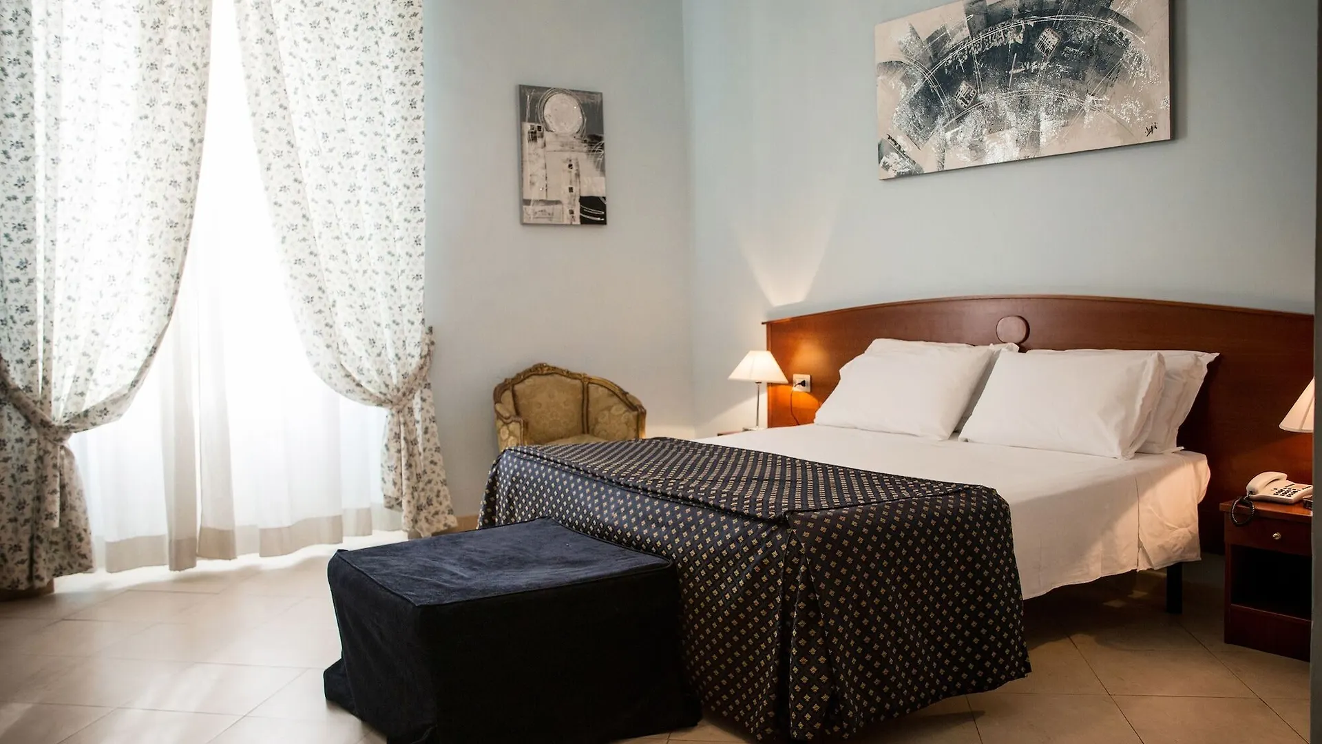 Residenza Praetoria Hotel Rome Guest house